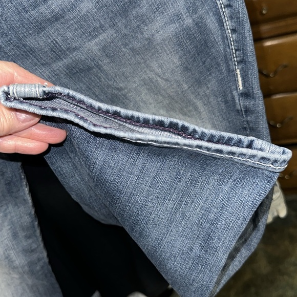 LOTS OF WEAR LEFT IN THESE SUPER CUTE VIGOSS THE NEW YORK BLING CAPRIS SIZE 9/10 - Picture 3 of 10